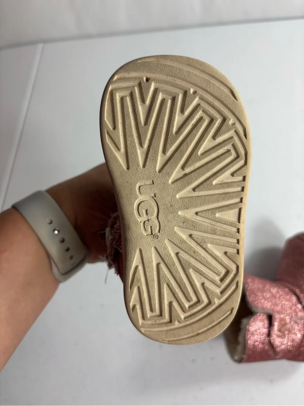 UGG Keelan toddler boots in pink glitter  toddler size 5